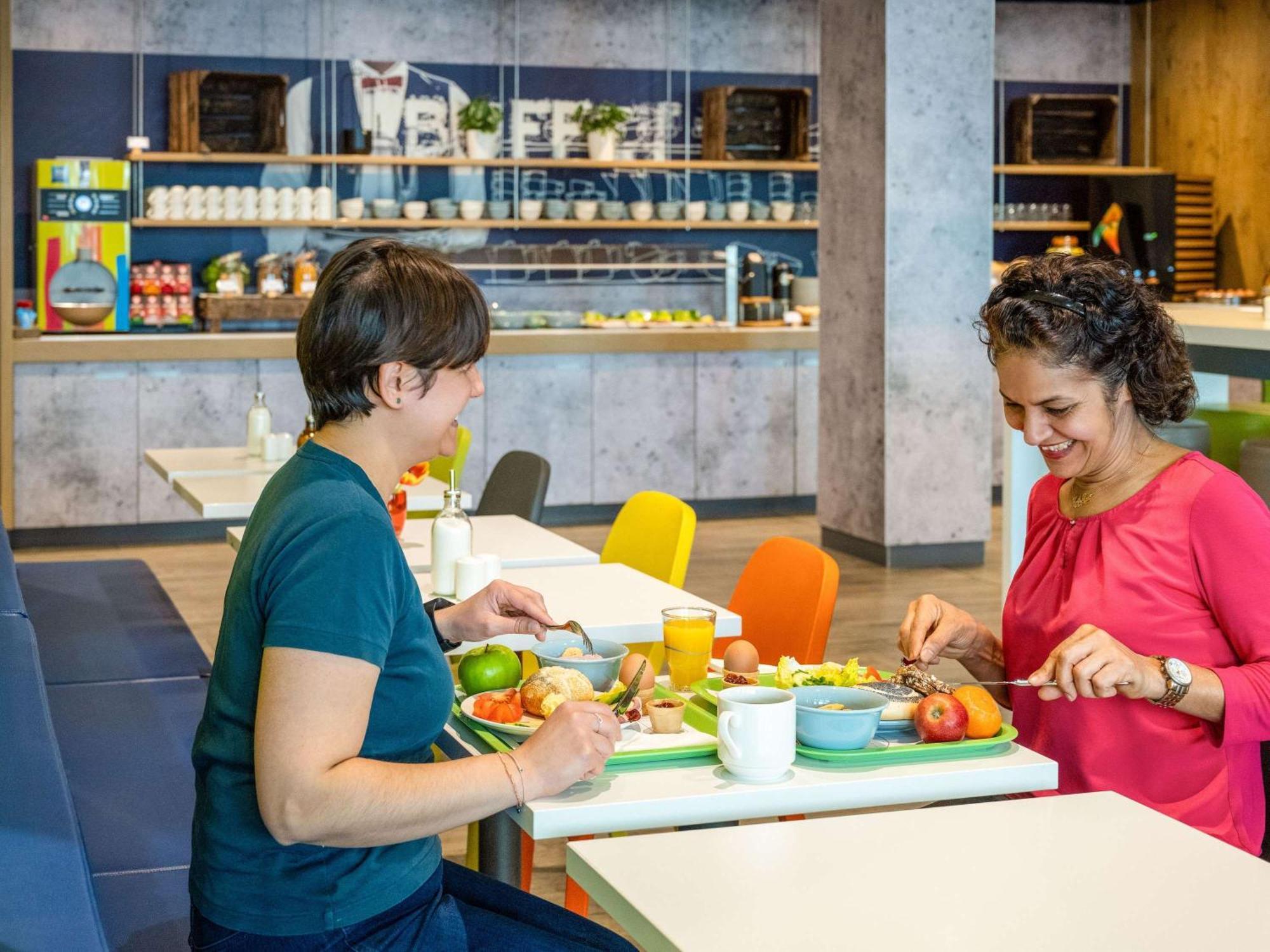 Ibis Budget Berlin Kurfuerstendamm - Neu Renoviert Exterior foto