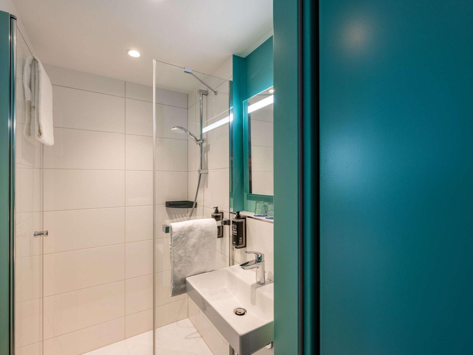 Ibis Budget Berlin Kurfuerstendamm - Neu Renoviert Exterior foto