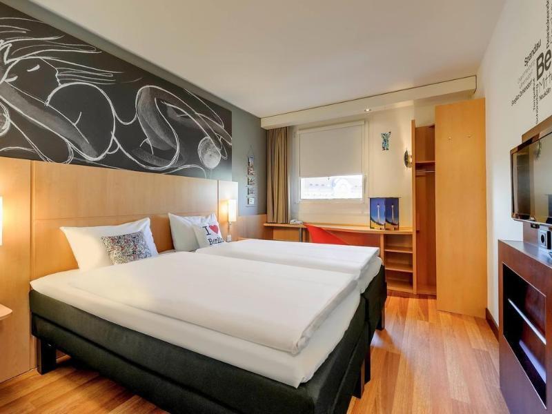 Ibis Budget Berlin Kurfuerstendamm - Neu Renoviert Exterior foto